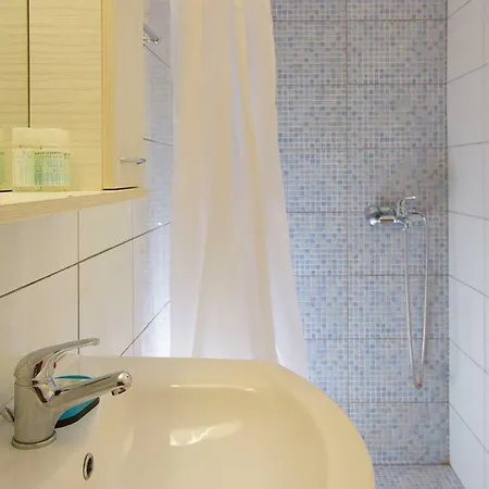 Eleftheria Sea Side Traditional House * Ελούντα